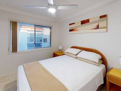 5 / 39-41 Sunbrite Avenue, Mermaid Beach