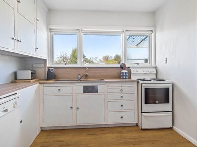 62 Coopers Road, Dallington