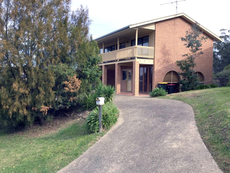 17 Andrea Street, Eden