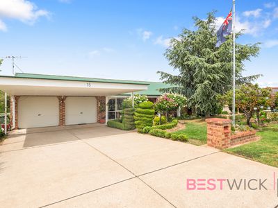 15 Beavis Place, Llanarth