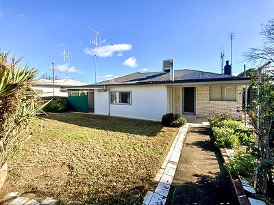 50 Clement Street, Forbes