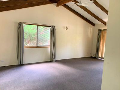 65 Kallista Rd, Rochedale South
