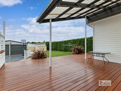8 Sandy Crescent, Wynyard