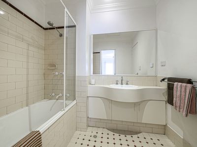 6 / 220 James Street, Northbridge