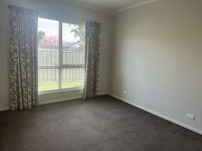 1 Louisa Place, Warrnambool