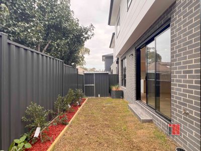 8A Norma Court, Avondale Heights