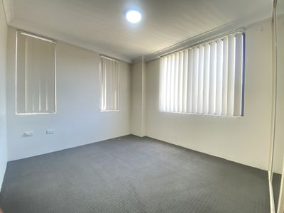 35/181 Hawkesbury, Westmead