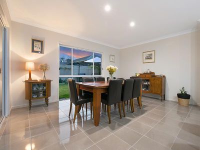 95 Cooper Crescent, Rochedale