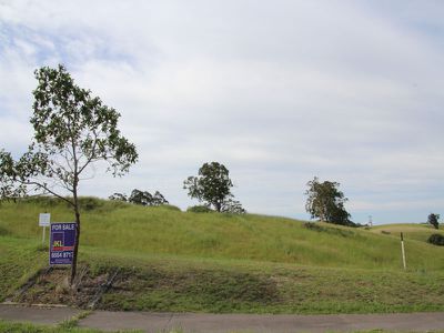 8 Eastern Valley Way, Tallwoods Village