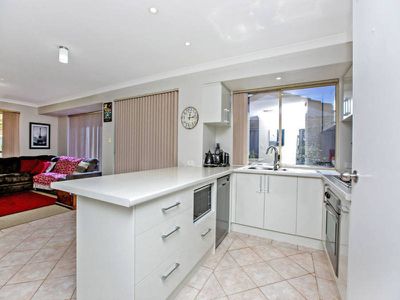 11 Rossell Place, Atwell