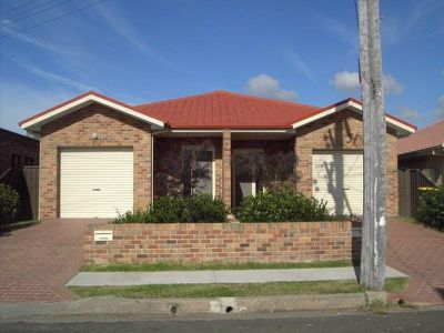 2 / 8 Helen Street, Warilla