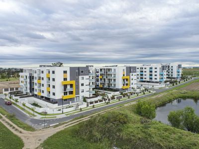 212 / 27 Rebecca Street, Tallawong