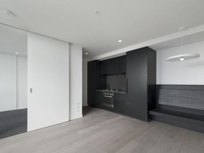 6009 / 81 A'Beckett Street, Melbourne