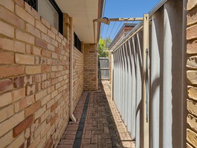 3 / 15 Ellam Street, St James