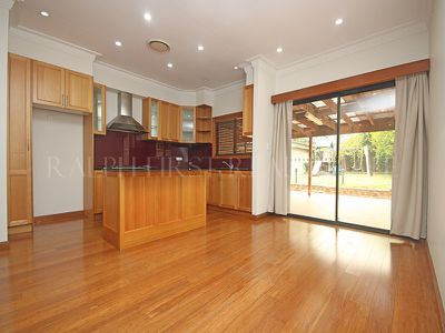 200 Juno Parade, Greenacre