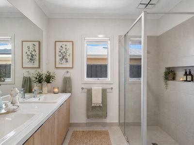 28 Vineyard Circuit, Yarrawonga