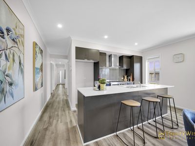 1 Generation Crescent, Mambourin