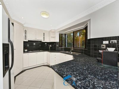 12 Thorpe Pl, Abbotsbury
