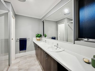 8 Claymore Place, Piara Waters