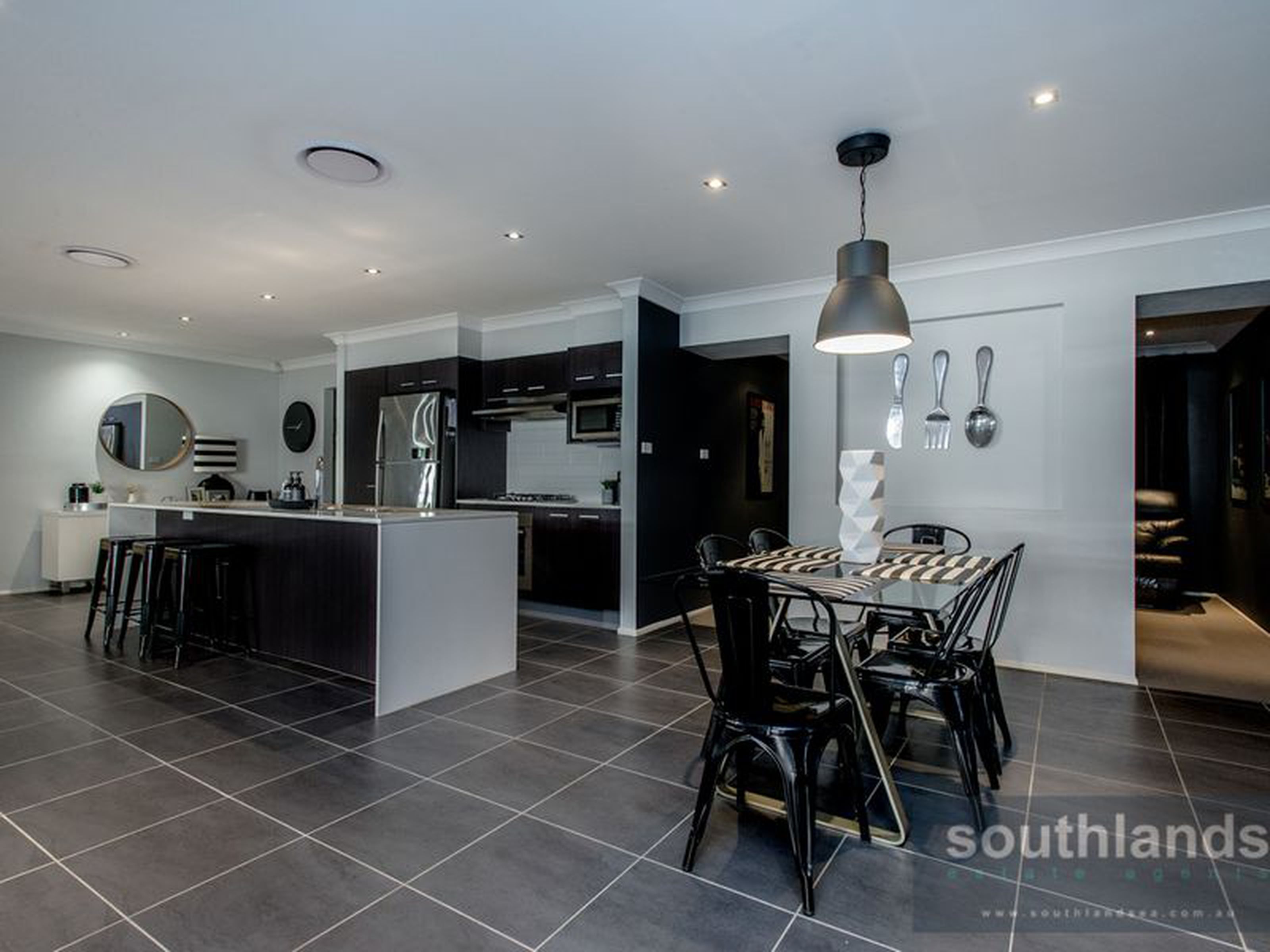 33 Sandstock Crescent, Jordan Springs, JORDAN SPRINGS