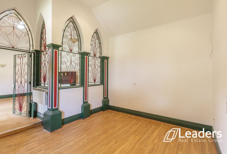 5 Mackintosh Road, Wheelers Hill