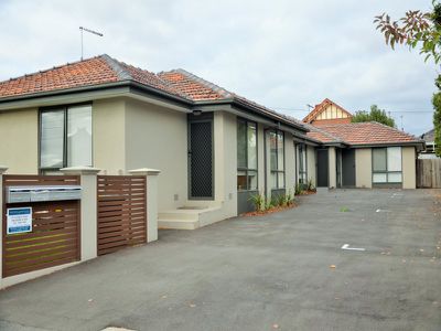 2 / 36 Rose, Brunswick