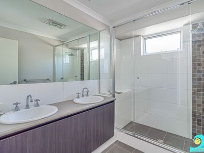 42 Seaside Avenue, Yanchep