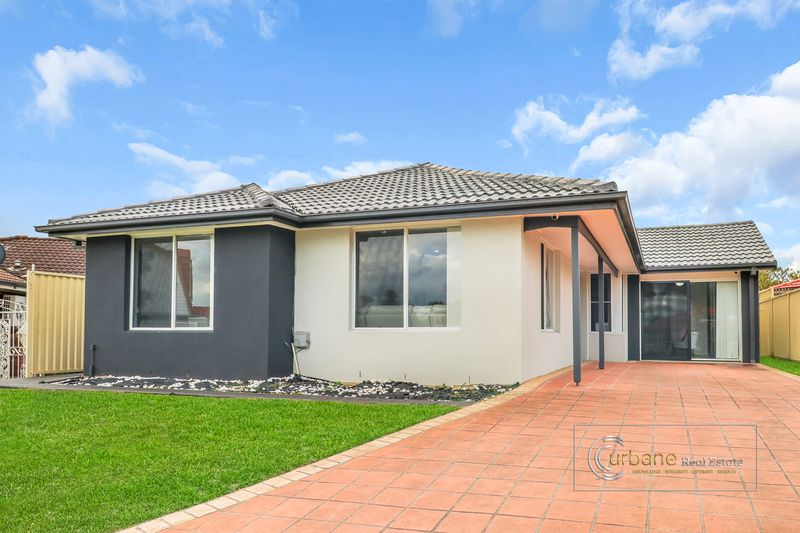 6 Cassia Close, St Clair