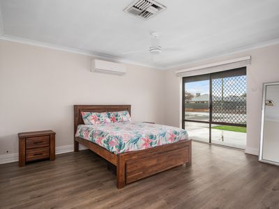 13 Hampden Street, South Kalgoorlie