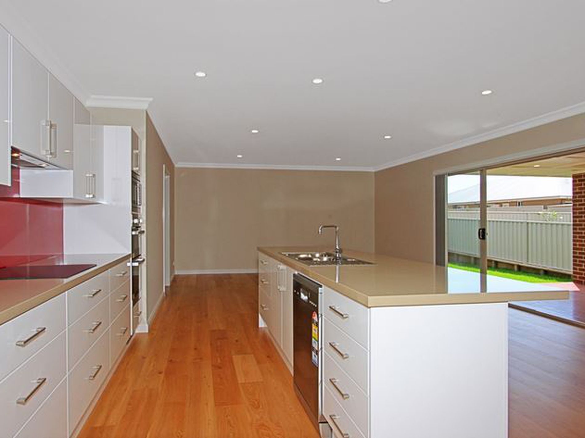 12 Kamala Avenue, Ulladulla