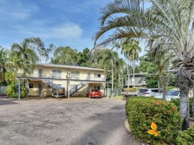 8 / 9 Hogan Court, Gray