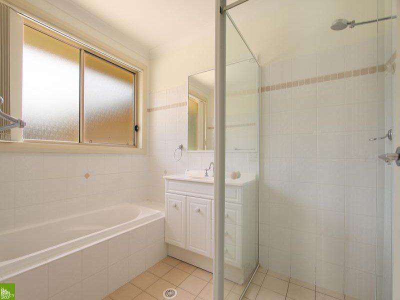 1 / 8 Harrigan Street, Tarrawanna