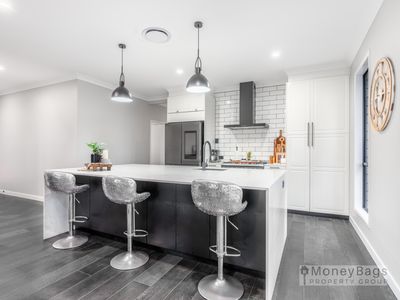 12-14 Champney Court, Cedar Vale