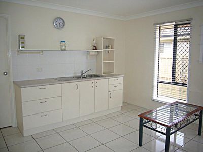 10 Fuller Avenue, Meadowbrook