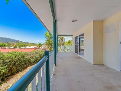 2 / 5 MacArthur Drive, Cannonvale
