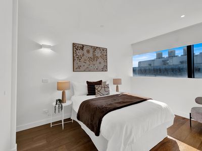 612 / 83 Flemington Road, North Melbourne