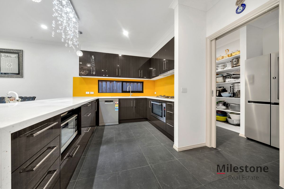 27 Cortajalla Avenue, Clyde North