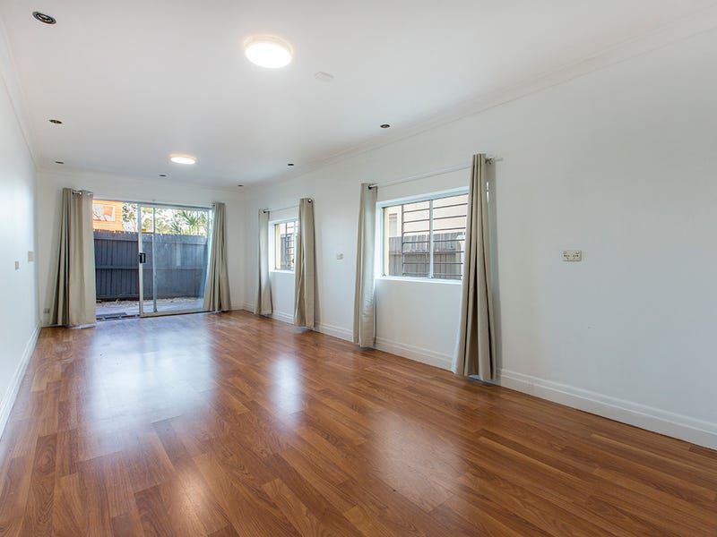836 Sandgate Road, Clayfield