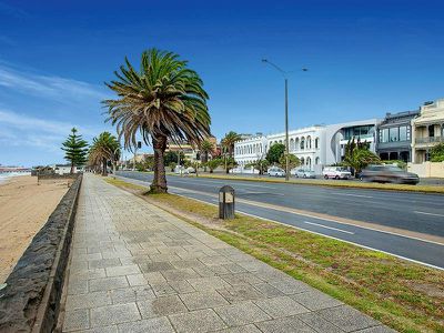 184 Beaconsfield Parade, Middle Park