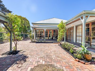 211 Melbourne Road, Williamstown