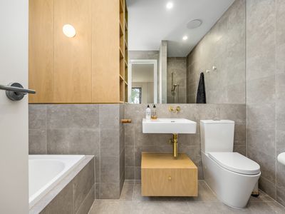 51A Coral Sea Road, Fulham