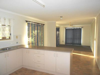 1 / 35 Watt Street, West Gladstone