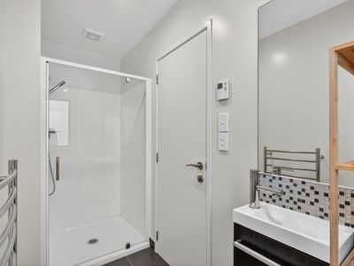 15 Beechwood Road, Rothesay Bay