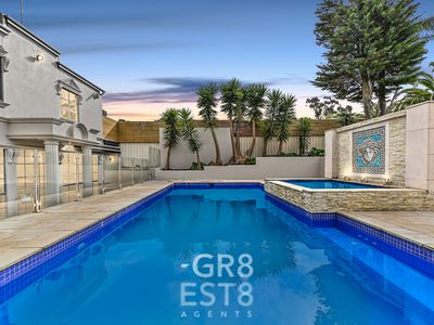 10 Hillcrest Avenue, Narre Warren