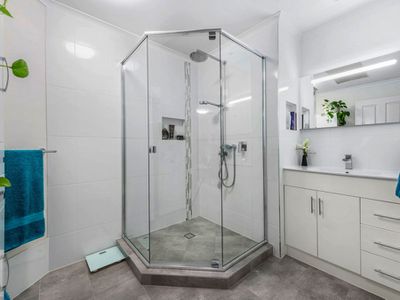 83/100 Meadowlands Road, Carina