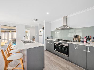 16 Modena Road, Piara Waters