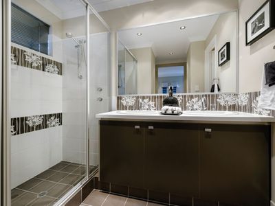 21 Exchange Avenue, Harrisdale