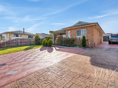 22 Thistle Down, Huntingfield