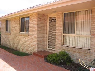 2 / 23 Sassafrass Avenue, Windang