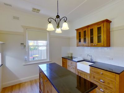2 Dulhunty Ave, Dubbo